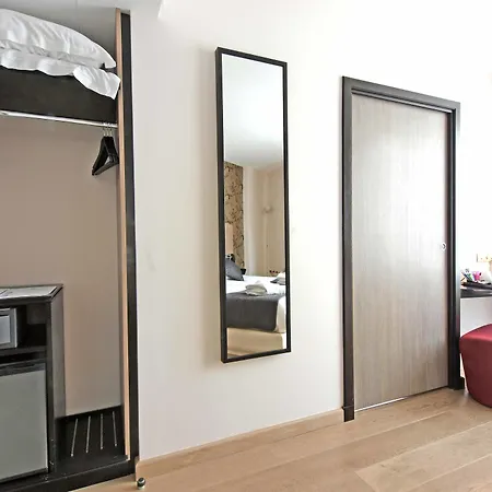 Hor Europe Hotel 4*